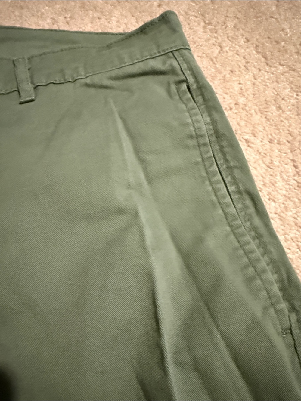 Saddlebred Olive Green Flat-Front Men's Shorts - Picture 3 of 5